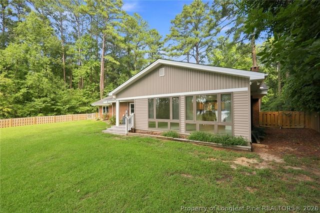 117 Lakeview Drive, Whispering Pines, NC 28327