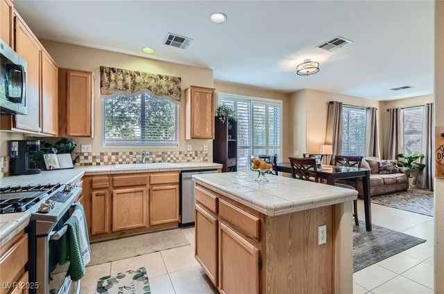 5914 Attavilla Drive, Las Vegas, NV 89141