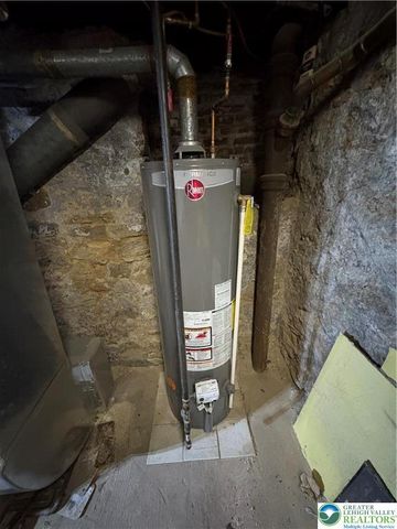 61 West Union Boulevard, Bethlehem City, PA 18018