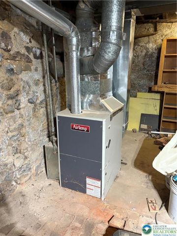 61 West Union Boulevard, Bethlehem City, PA 18018