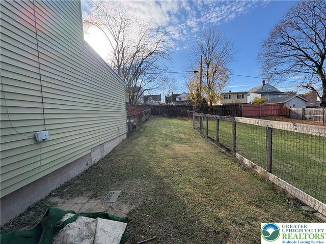 61 West Union Boulevard, Bethlehem City, PA 18018