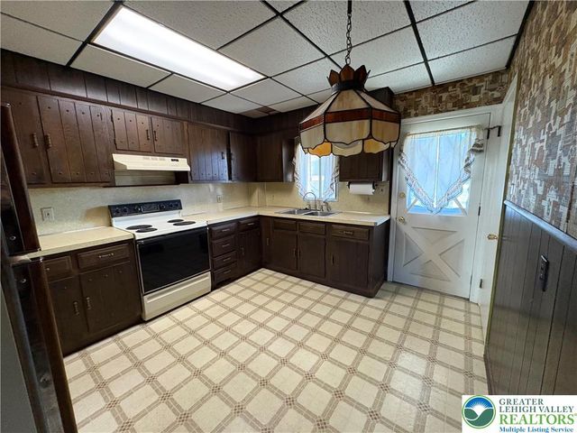 61 West Union Boulevard, Bethlehem City, PA 18018