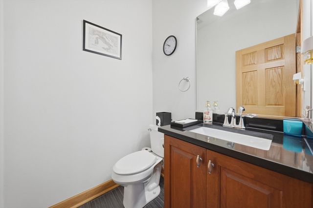 2646 S Hillock Avenue, Chicago, IL 60608