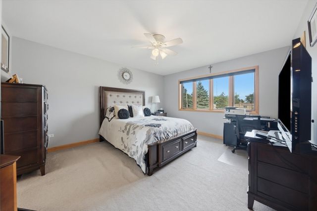 2646 S Hillock Avenue, Chicago, IL 60608
