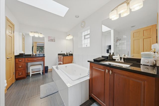 2646 S Hillock Avenue, Chicago, IL 60608