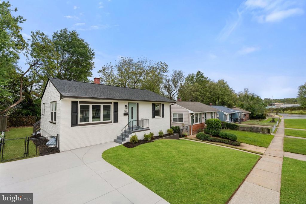 709 65TH AVE, Capitol Heights, MD 20743