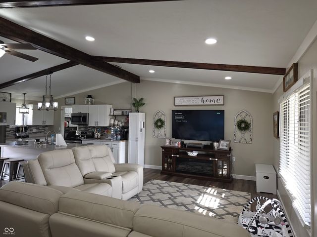 3066 W Old State Rd 252, Flat Rock, IN 47234