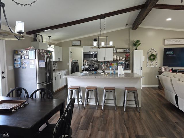 3066 W Old State Rd 252, Flat Rock, IN 47234