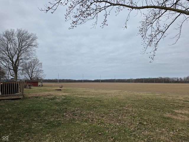 3066 W Old State Rd 252, Flat Rock, IN 47234