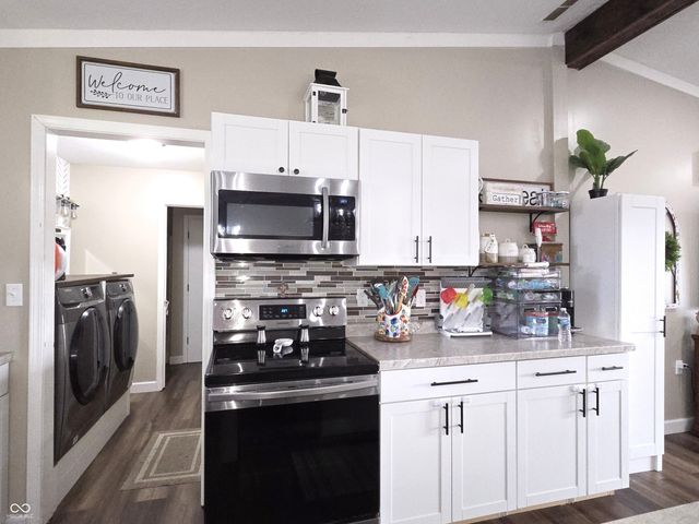 3066 W Old State Rd 252, Flat Rock, IN 47234