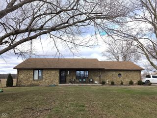 3066 W Old State Rd 252, Flat Rock, IN 47234