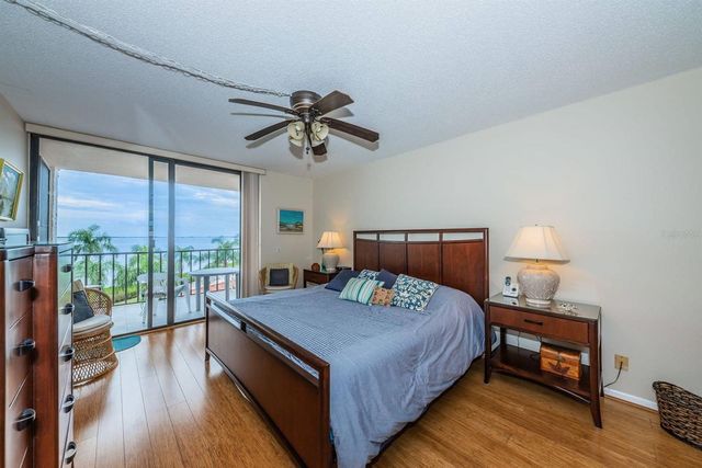 6218 PALMA DEL MAR BOULEVARD S 401, St Petersburg, FL 33715