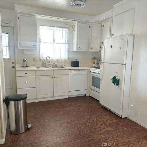 841 San Mateo, Hemet, CA 92543