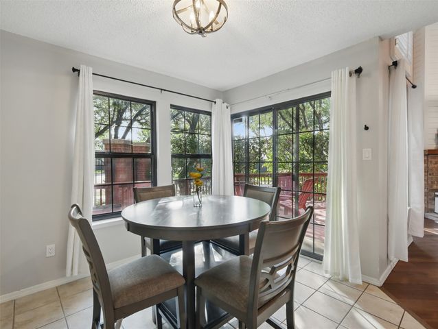 406 Santa Fe Trail 47, Irving, TX 75063