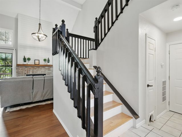 406 Santa Fe Trail 47, Irving, TX 75063