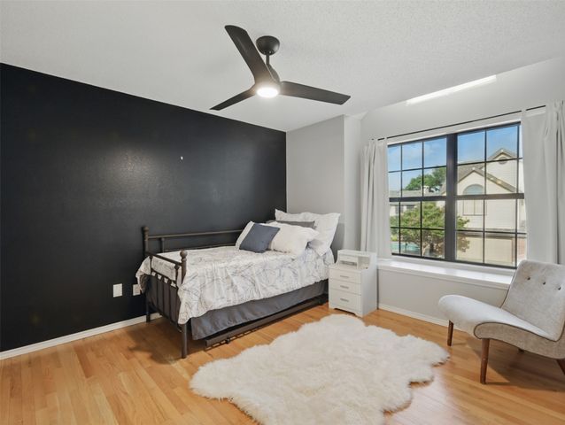 406 Santa Fe Trail 47, Irving, TX 75063