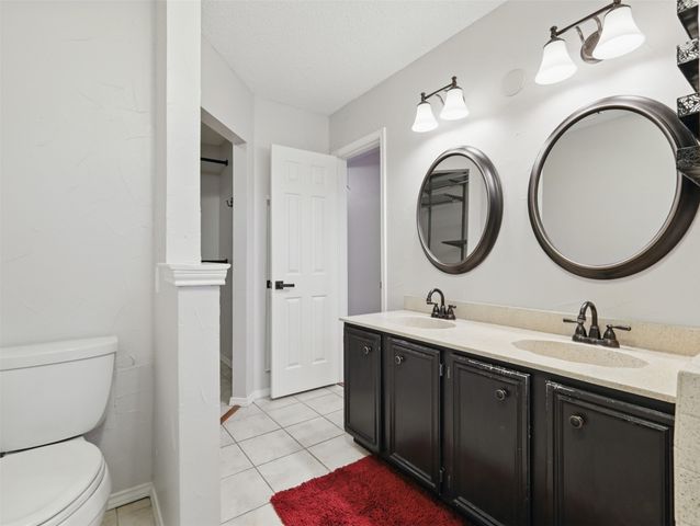 406 Santa Fe Trail 47, Irving, TX 75063