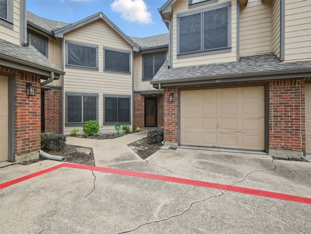 406 Santa Fe Trail 47, Irving, TX 75063