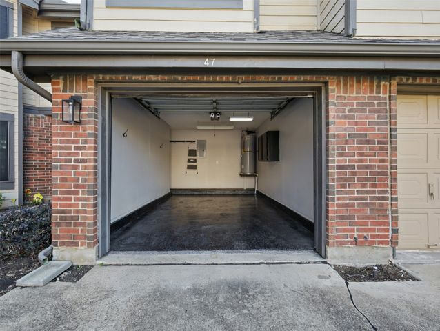 406 Santa Fe Trail 47, Irving, TX 75063