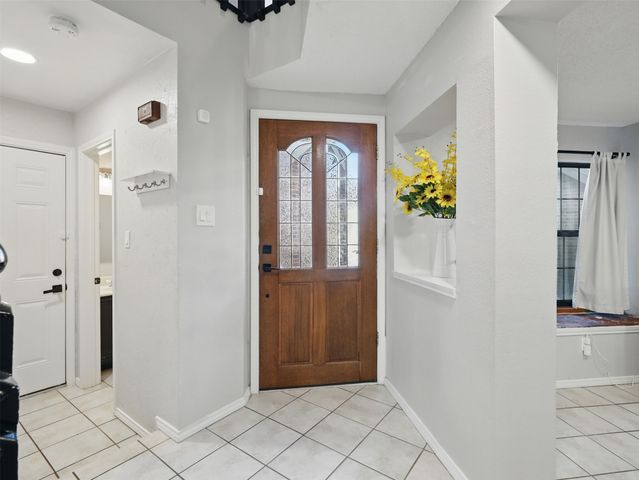 406 Santa Fe Trail 47, Irving, TX 75063