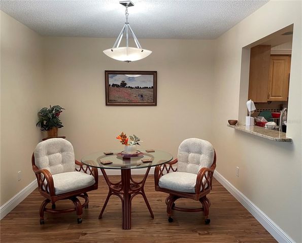 5624 PALM AIRE DRIVE V105, Sarasota, FL 34243