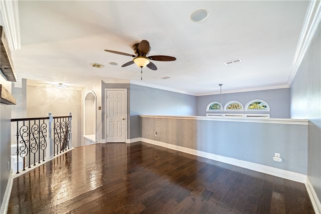 5710 Neustadt Dr, Corpus Christi, TX 78414