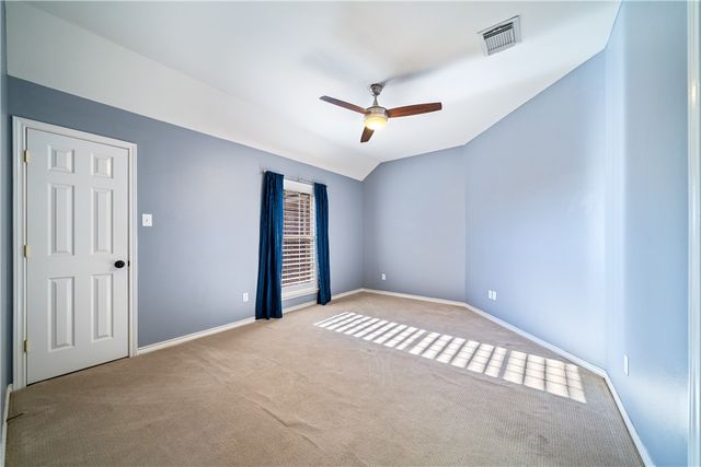 5710 Neustadt Dr, Corpus Christi, TX 78414