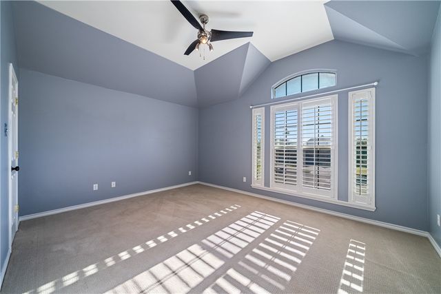 5710 Neustadt Dr, Corpus Christi, TX 78414