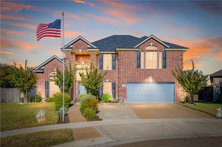 5710 Neustadt Dr, Corpus Christi, TX 78414