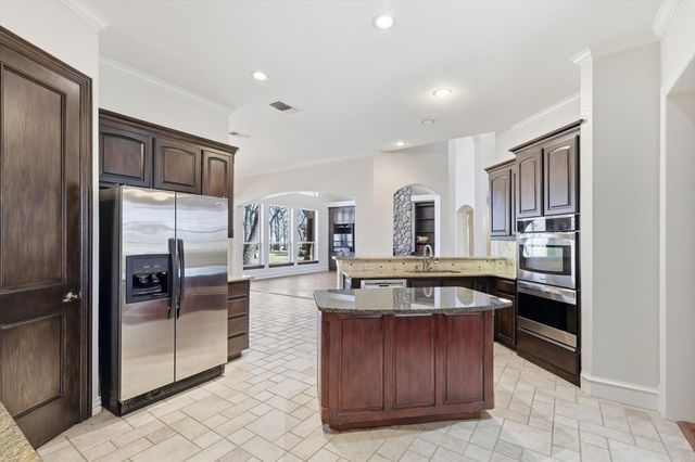 3375 Forest Glen Drive, Corinth, TX 76210