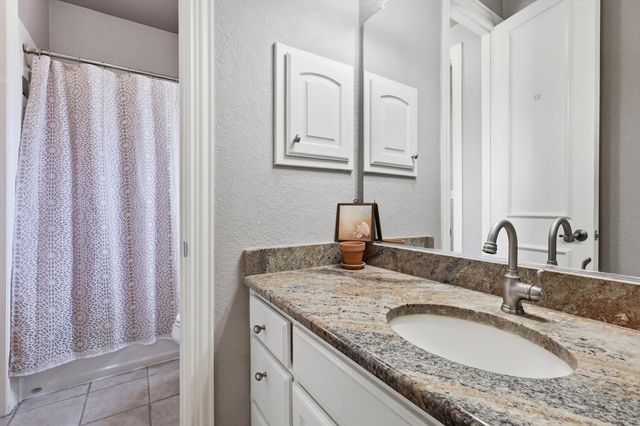 3375 Forest Glen Drive, Corinth, TX 76210