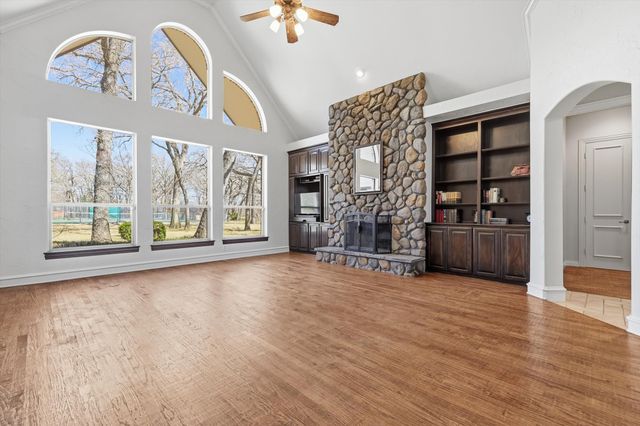 3375 Forest Glen Drive, Corinth, TX 76210