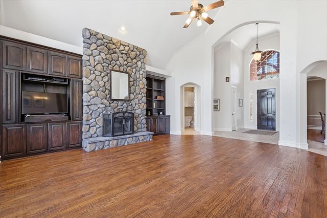 3375 Forest Glen Drive, Corinth, TX 76210