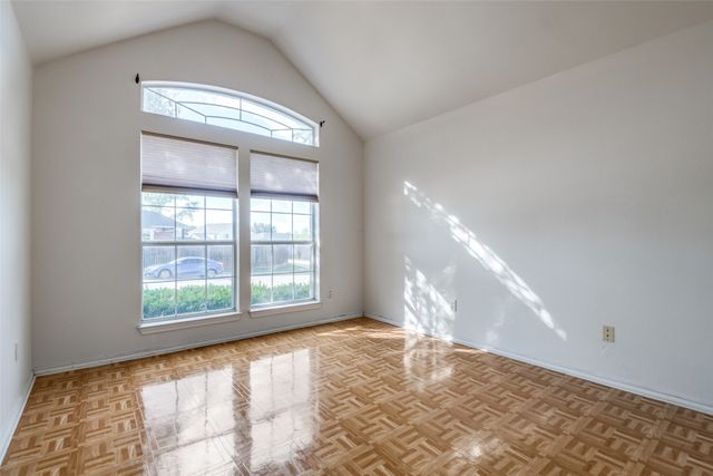 4500 Saddlebrook Drive, Carrollton, TX 75010