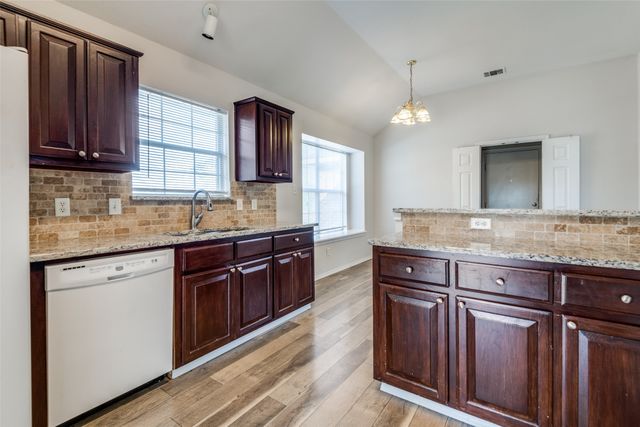 4500 Saddlebrook Drive, Carrollton, TX 75010