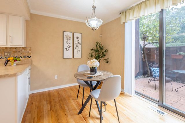 4984 Wintersong Lane, 2, Westerville, OH 43081