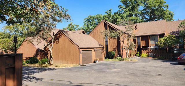 4984 Wintersong Lane, 2, Westerville, OH 43081