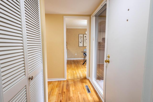 4984 Wintersong Lane, 2, Westerville, OH 43081