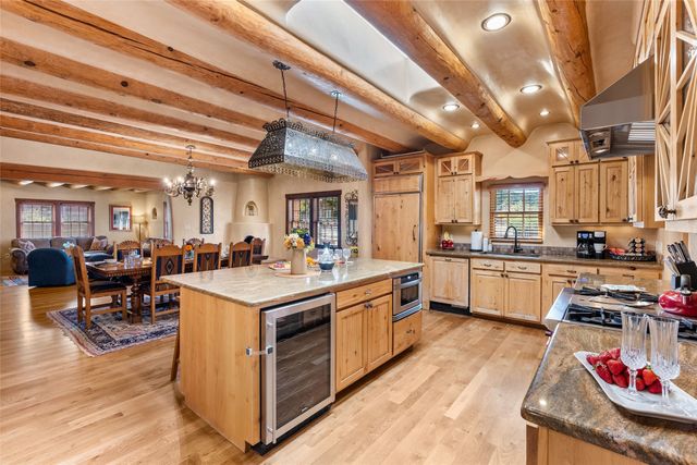 1523 Upper Canyon Road, Santa Fe, NM 87501