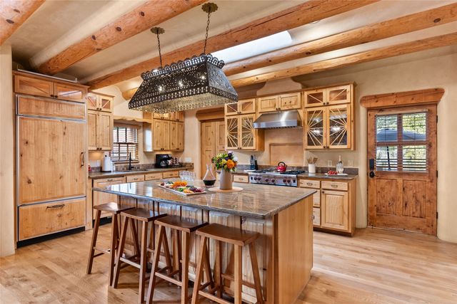 1523 Upper Canyon Road, Santa Fe, NM 87501