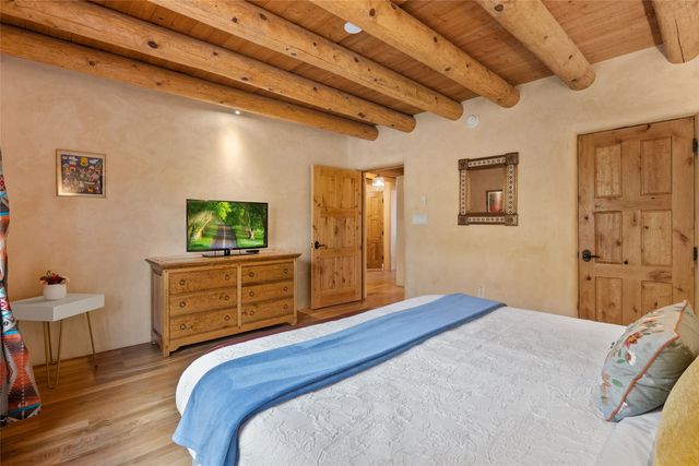 1523 Upper Canyon Road, Santa Fe, NM 87501