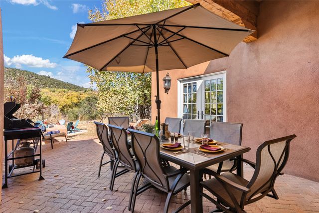 1523 Upper Canyon Road, Santa Fe, NM 87501