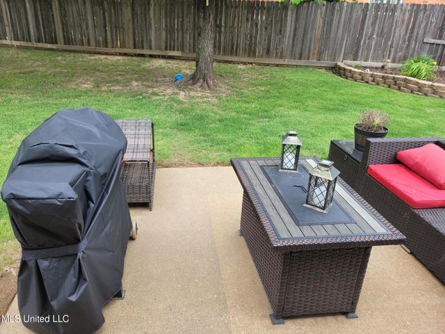 10578 Pecan View Drive Drive, Olive Branch, MS 38654