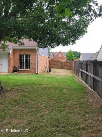 10578 Pecan View Drive Drive, Olive Branch, MS 38654