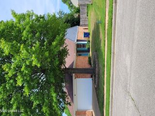 10578 Pecan View Drive Drive, Olive Branch, MS 38654
