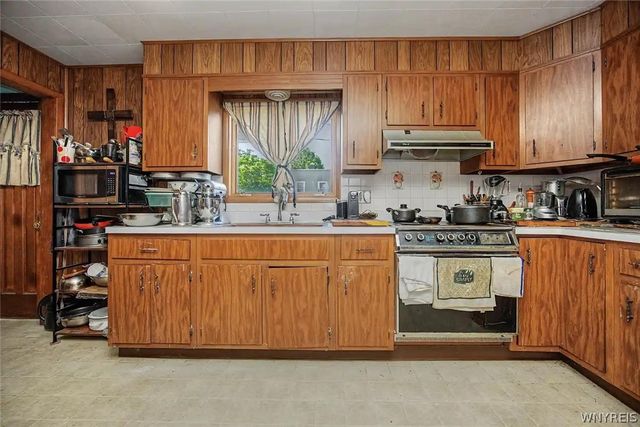 457 27th Street, Niagara Falls, NY 14303