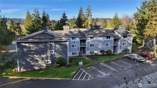 14206 NE 181st Place #L-305, Woodinville, WA 98072