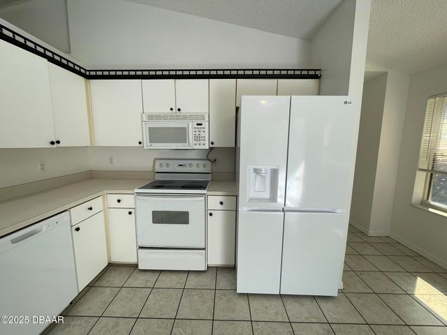 2931 Oak Lea Drive, South Daytona, FL 32119