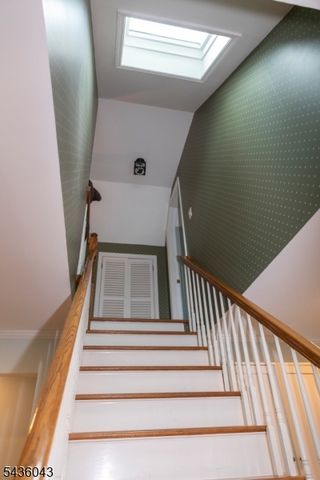 13 Sunset Dr, Clark Twp., NJ 07066