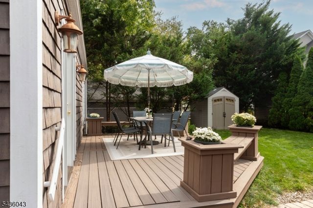 13 Sunset Dr, Clark Twp., NJ 07066